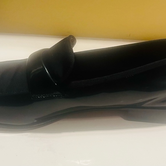 Salvatore Ferragamo black dress shoes size 11 - Picture 7 of 14